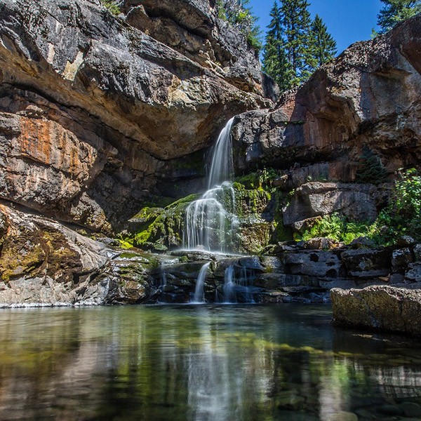 Water engineering and environmental investigation